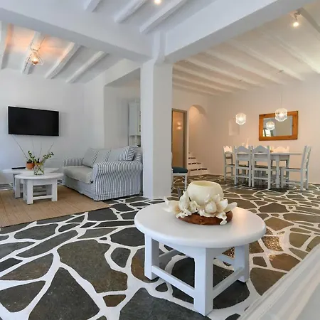 Santa Flora 3 Bedroom House A Parikiaas Edge Holiday home Parikia (Paros)