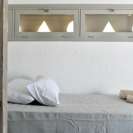 Santa Flora 3 Bedroom House A Parikiaas Edge Holiday home Parikia (Paros)