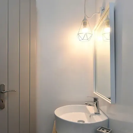 Hébergement de vacances Santa Flora 3 Bedroom House â Parikiaâs Edge