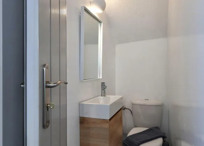 Santa Flora 3 Bedroom House A Parikiaas Edge Párosz