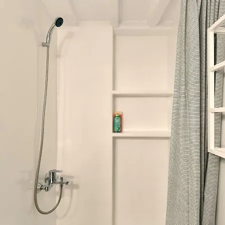 Santa Flora 3 Bedroom House â Parikiaâs Edge Hébergement de vacances