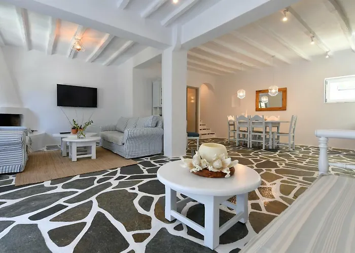 Santa Flora 3 Bedroom House A Parikiaas Edge Сasa de vacaciones Páros