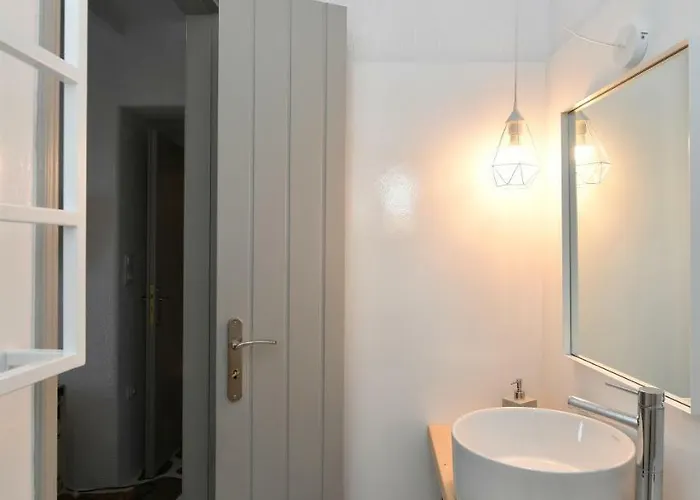 Santa Flora 3 Bedroom House A Parikiaas Edge Páros