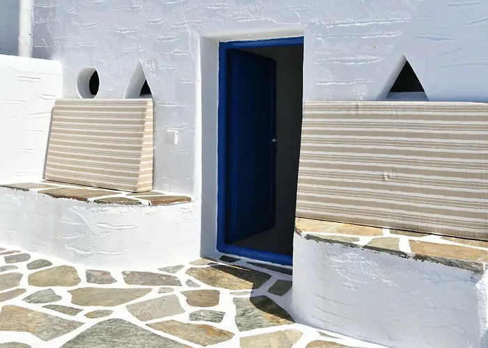 Santa Flora 3 Bedroom House A Parikiaas Edge Сasa de vacaciones